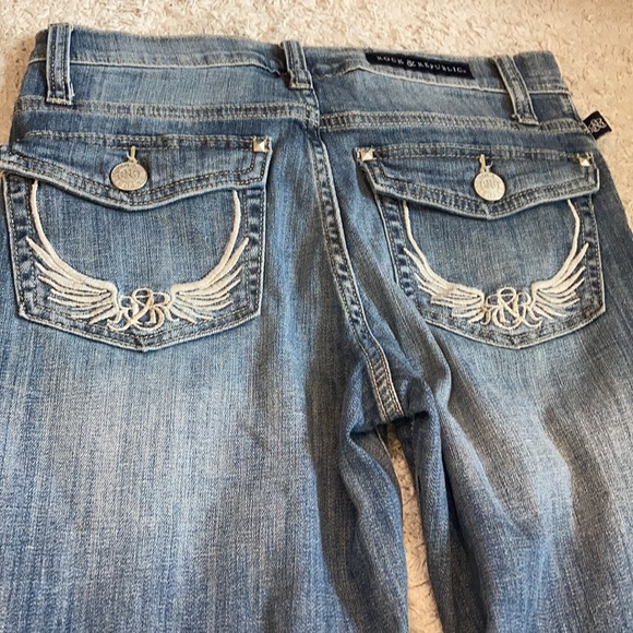 Rock & Republic Size 4  Capri jeans - Picture 9 of 11